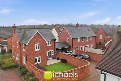 4 bedroom detached house for sale, Silva Walk, Rowhedge, Colchester, CO5