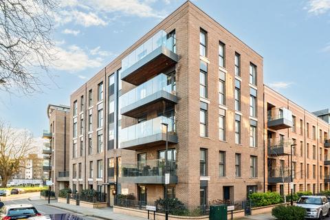 1 bedroom flat for sale, Bradley Road, London, SW4