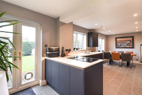 undefined, Sian Close, Fleet GU52