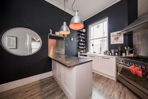 2 bedroom flat for sale, Mount Ephraim, Tunbridge Wells