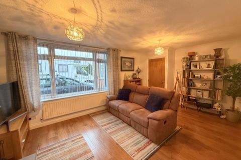 undefined, Newtown, Tewkesbury GL20