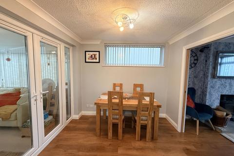 undefined, Newtown, Tewkesbury GL20