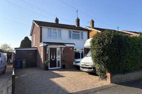 undefined, Newtown, Tewkesbury GL20