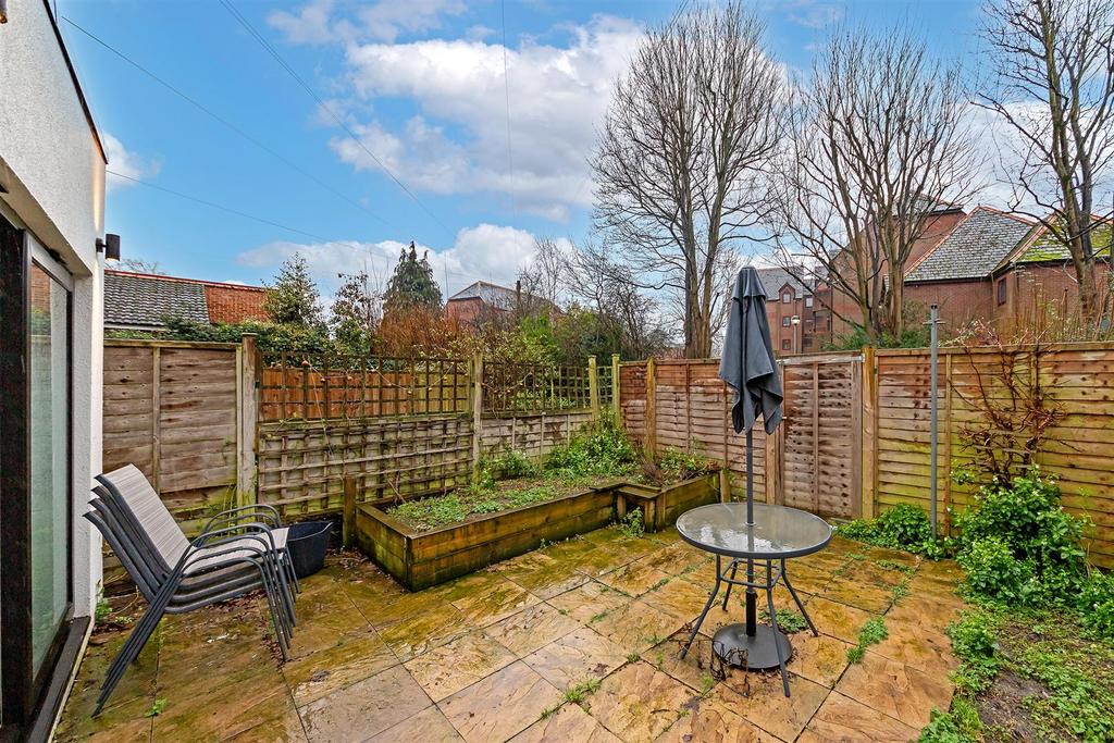 114a Hatfield Road-15.jpg