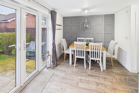 3 bedroom semi-detached house for sale, Sassoon Crescent, Stowmarket IP14