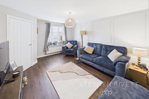 3 bedroom semi-detached house for sale, Sassoon Crescent, Stowmarket IP14