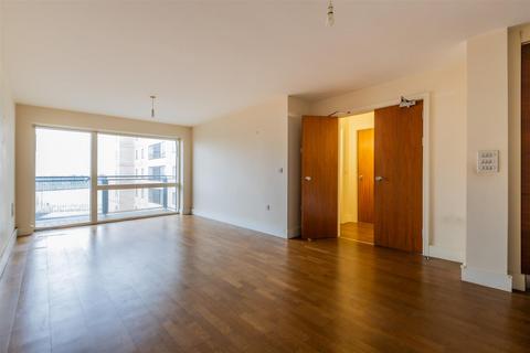 2 bedroom apartment to rent, Falcon Drive, Cardiff CF10