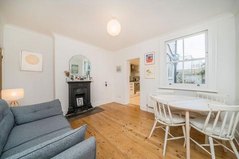 2 bedroom end of terrace house for sale, Cleaveland Road, Surbiton KT6