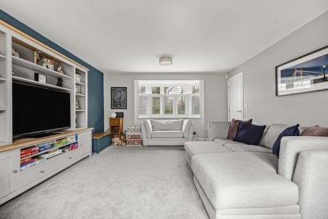5 bedroom detached house for sale, Goodwood Close, Bicester, OX26