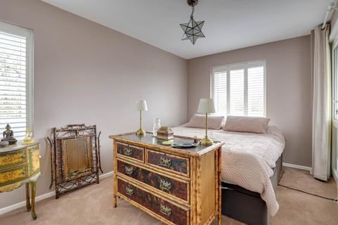 undefined, Monkley Court, Caversham