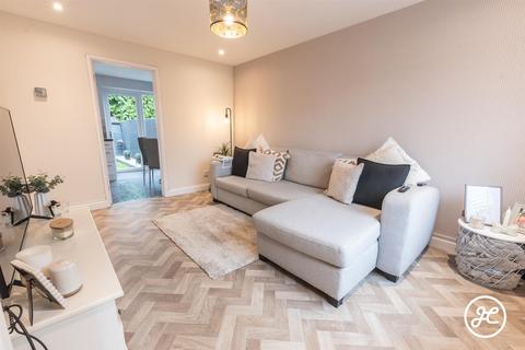 undefined, Larch Close, Bridgwater