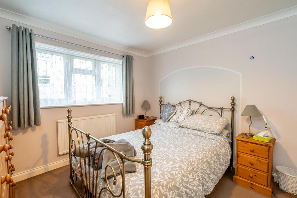 Bedroom.jpg