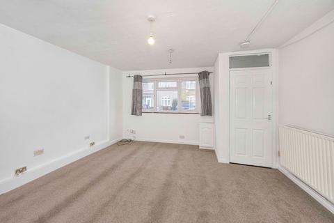 undefined, Blake Avenue, Barking IG11