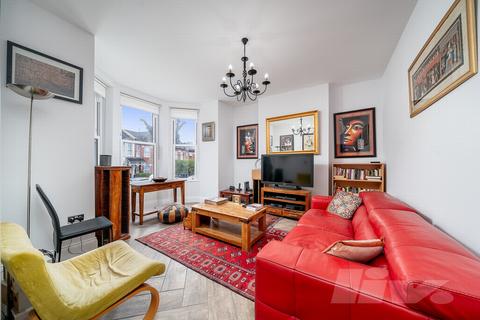 5 bedroom house for sale, Palmerston Crescent, London N13