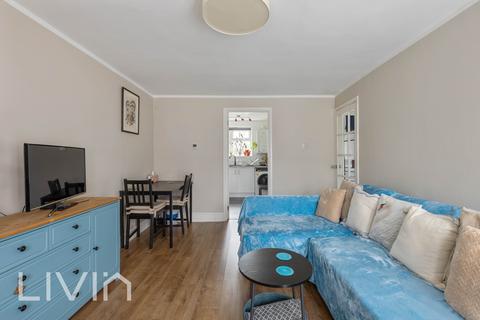 undefined, London SE25