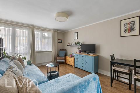 undefined, London SE25