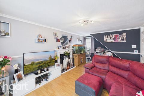 4 bedroom end of terrace house for sale, Hemingway Road, Witham
