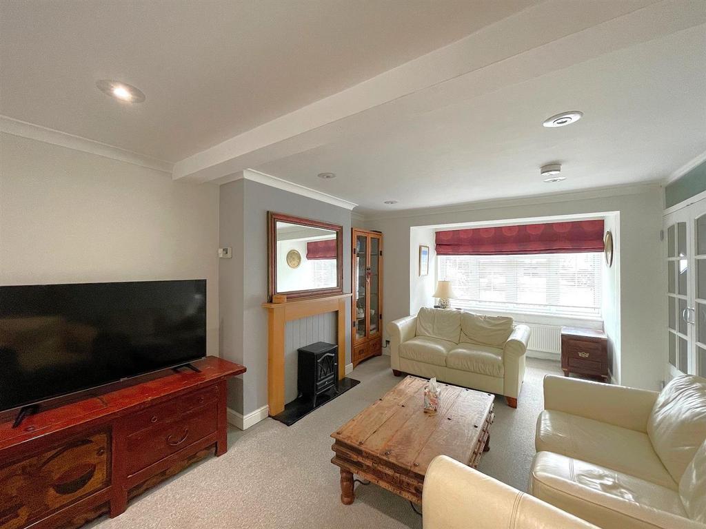 Large Sitting Room