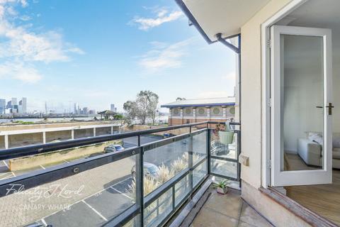 2 bedroom apartment for sale, Gallions View, Stewart Street, London, E14