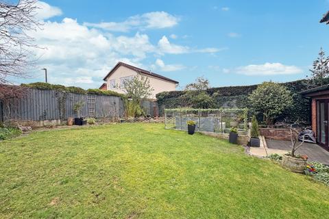 4 bedroom detached house for sale, Whitsundale, Westhoughton, BL5