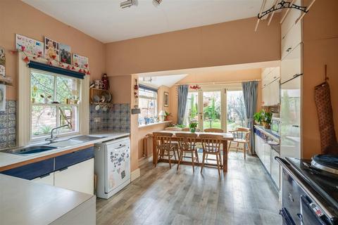 6 bedroom semi-detached house for sale, York Road, Leamington Spa