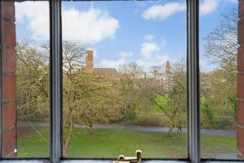 6 bedroom semi-detached house for sale, York Road, Leamington Spa
