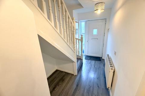 4 bedroom detached house for sale, St Catherines Court