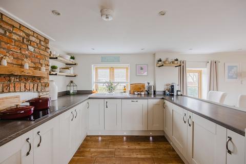 4 bedroom detached house for sale, Marham