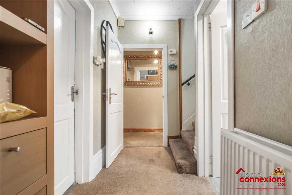 Entrance Hallway (1)