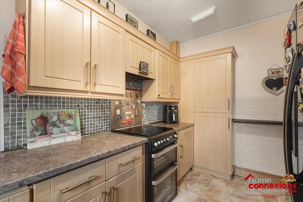 Kitchen (2)