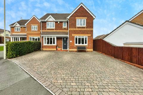 4 bedroom detached house for sale, Bro Dirion, Bridgend, CF31
