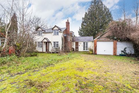 3 bedroom detached house for sale, Bosbury HR8