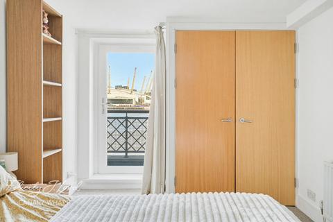 1 bedroom apartment for sale, Concordia Wharf, Cold Harbour, London E14
