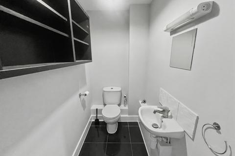 undefined, London Road, Slough SL3