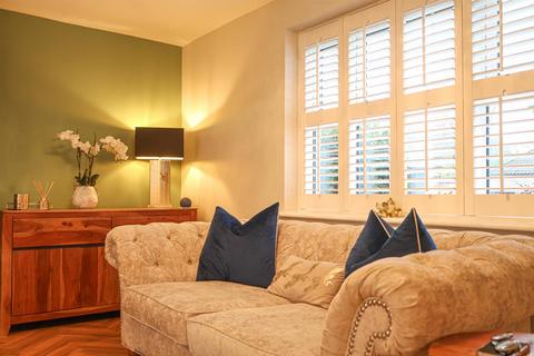 5 bedroom detached house for sale, Christmas Tree Crescent, Hockley SS5