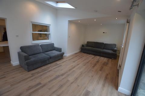 undefined, Redwater Close, Manchester M28