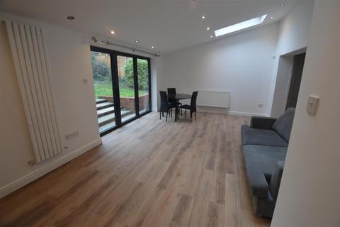 undefined, Redwater Close, Manchester M28