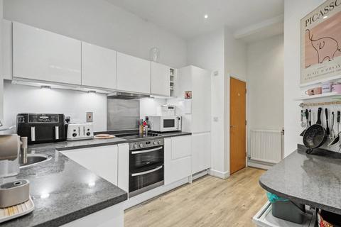 2 bedroom apartment for sale, Mary Munnion Quarter, Chelmsford CM2