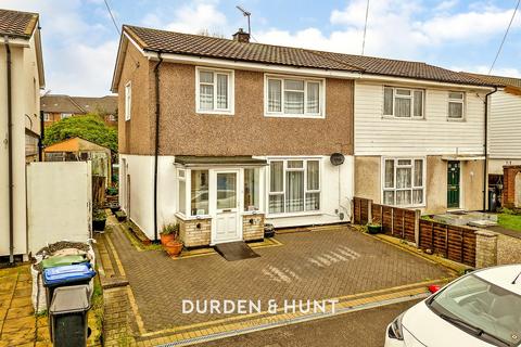 Barfields, Loughton, IG10