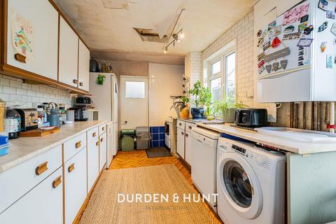 3 bedroom semi-detached house for sale, Barfields, Loughton, IG10