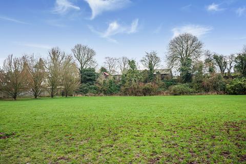 3 bedroom detached house for sale, Standon Court, Standon