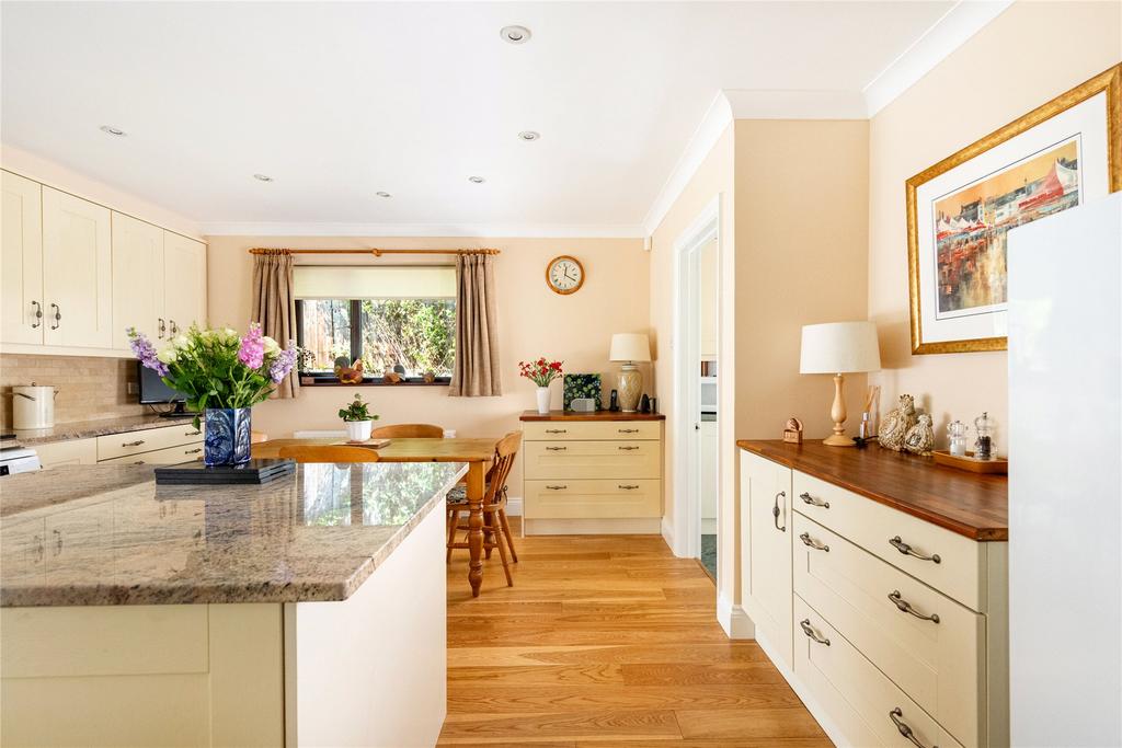 Kitchen/Breakfast
