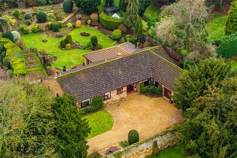 4 bedroom bungalow for sale, Dallington Road, Dallington, Northampton, Northamptonshire, NN5