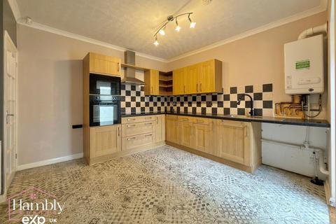 3 bedroom terraced house for sale, High Street, Tonypandy CF40