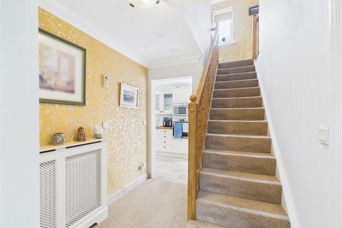 2 bedroom detached house for sale, 9 Swift Avenue, Driffield, YO25 5LD