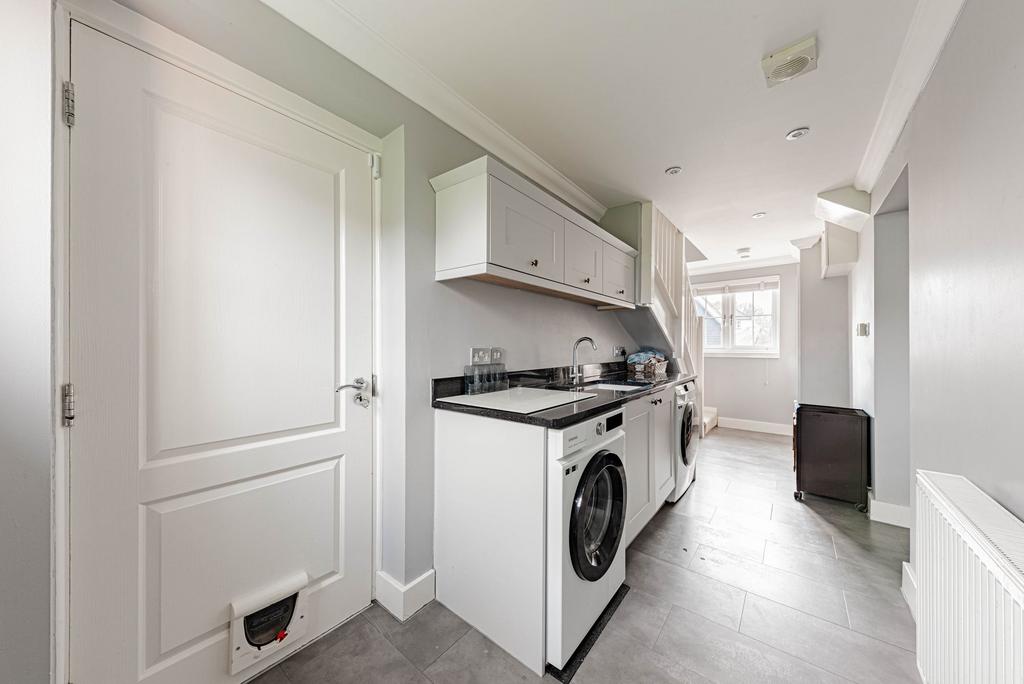Utility Room (1)