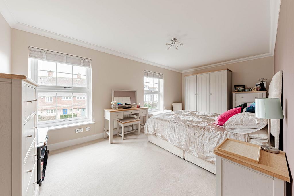 Bedroom Three (1)