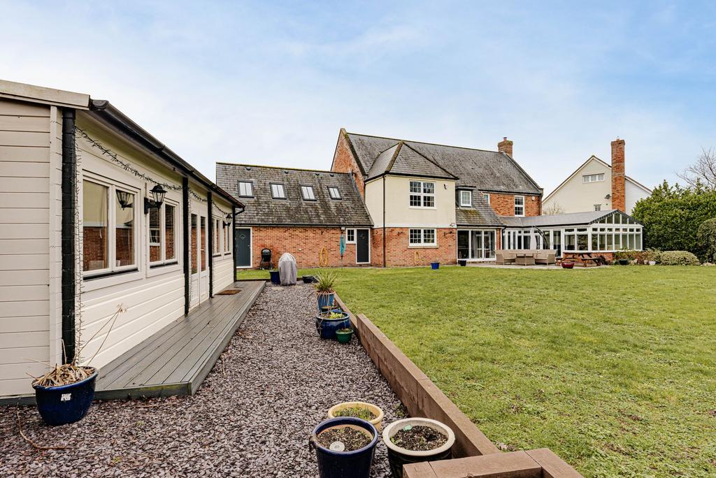 Rear Garden (5)