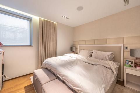 2 bedroom flat to rent, Park Road, St John's Wood, London, NW8