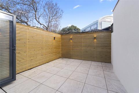 3 bedroom terraced house for sale, Trinity Road, Richmond, TW9